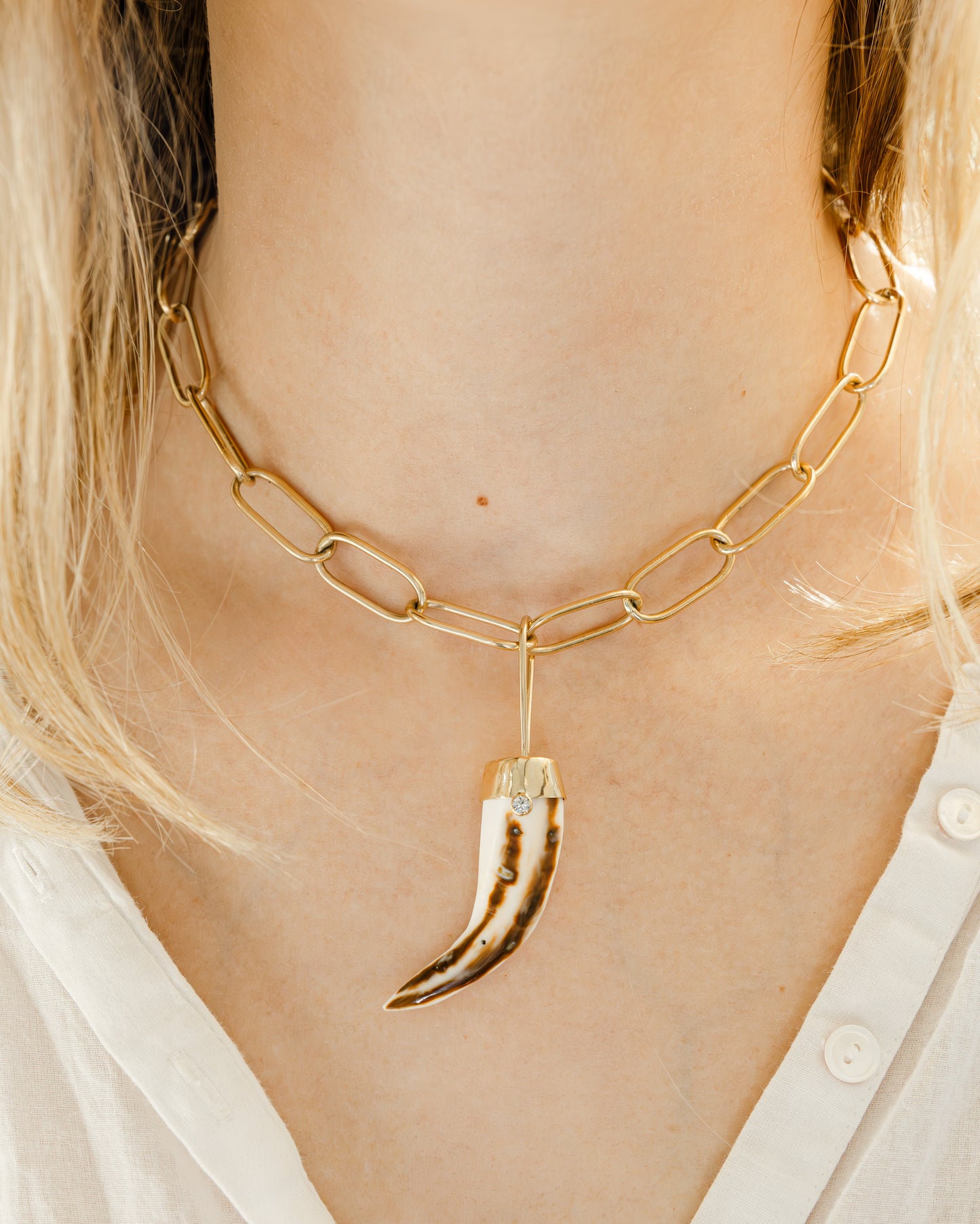 Horn-Shaped Shell Pendant, 14k