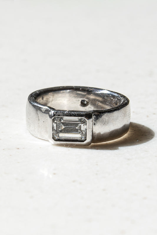 Emerald Cut 14kw (White Gold) Band